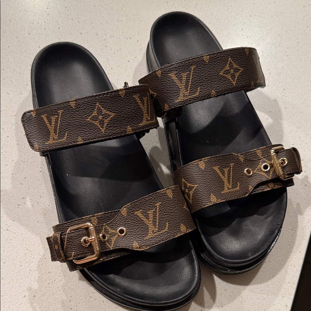 Louis Vuitton Brown Monogram - Bom Dia Flat Comfort Mule